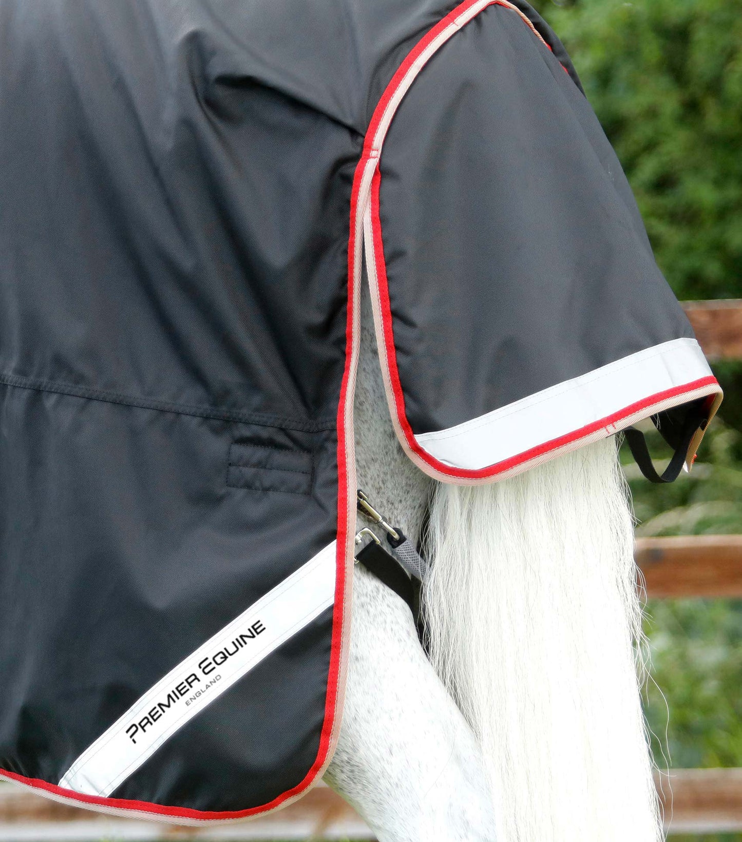 PE Buster Hardy 100g Half Neck Turnout Rug