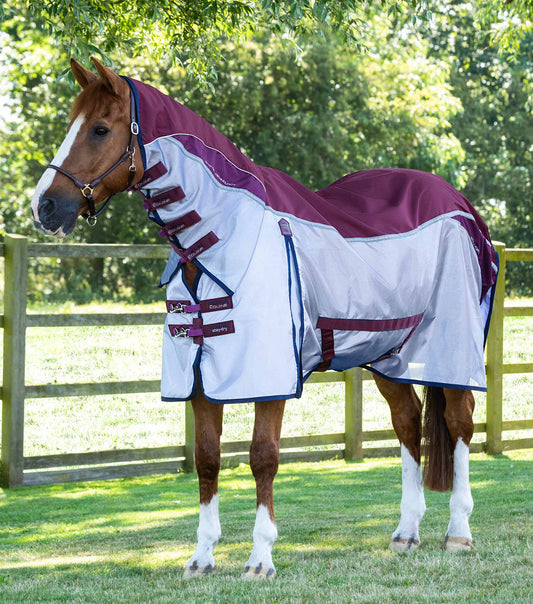 PE BUSTER STAY-DRY SUPER LITE FLY 
RUG WITH SURCINGLES